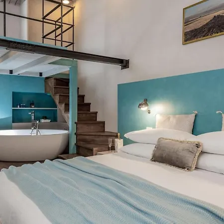 New Listing! Spanish Steps Prestige Řím